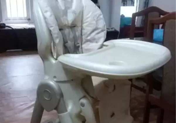 Used Italian Baby Feeding Chair (Beige)  For Sale