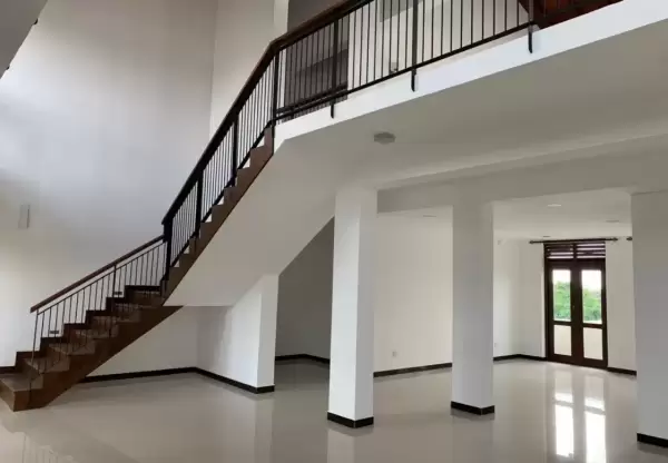 4 Bed Room Apartment for Rent at Maharagama - 