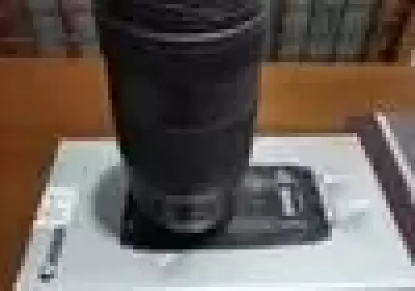 Canon EF 70-300 mm f/4-5.6 IS II USM Lens - Black