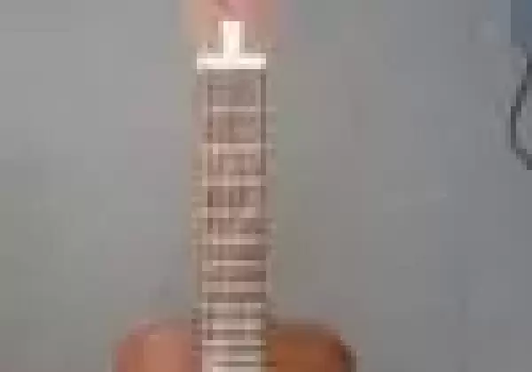 Mini Box Guitar